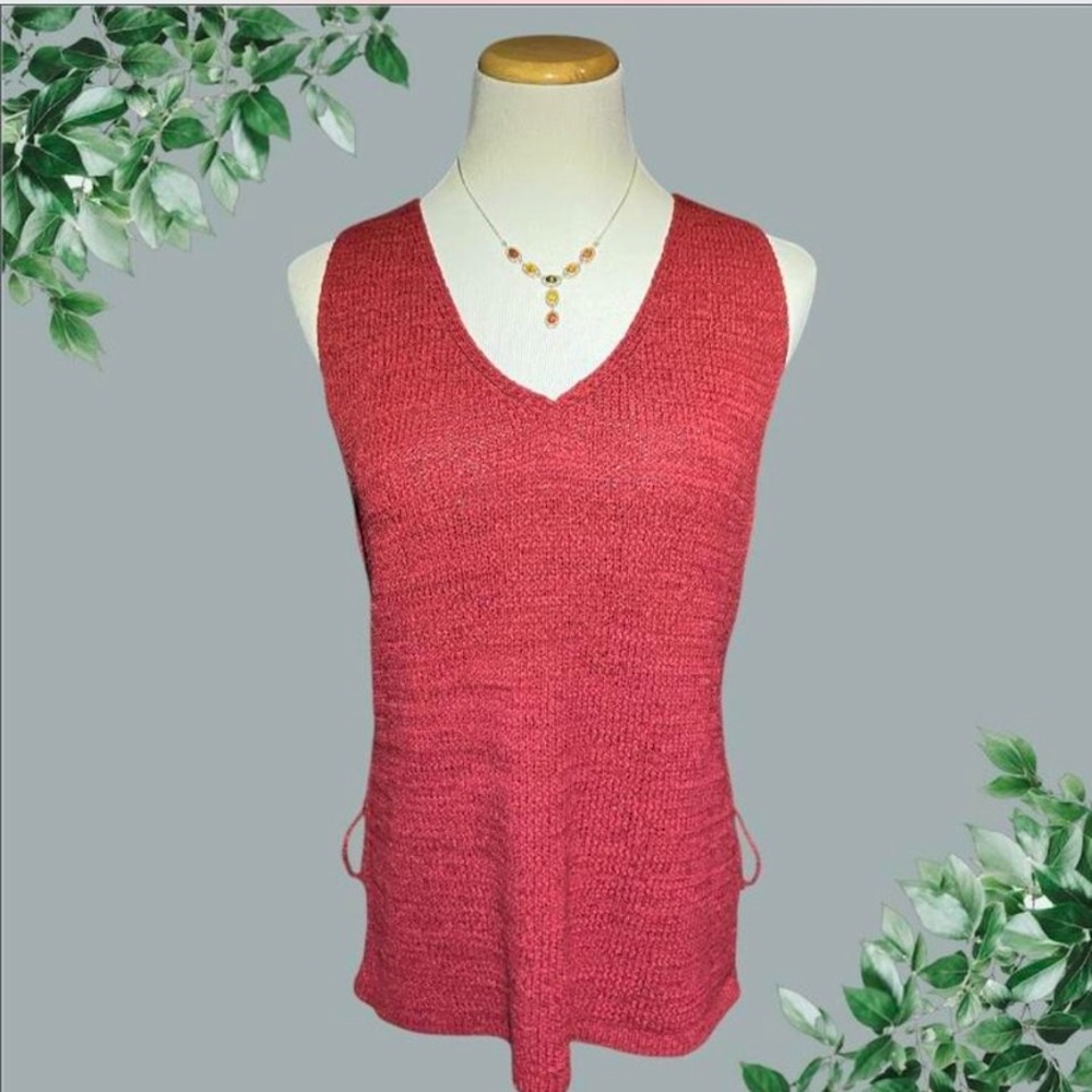 Women's Sleeveless Knit Top - Red